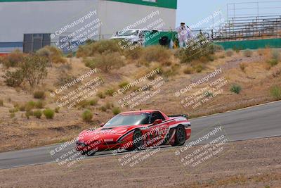 media/May-31-2025-CalClub SCCA (Sat) [[2c1a04e1ee]]/Race/Group 4/Turn 4b/